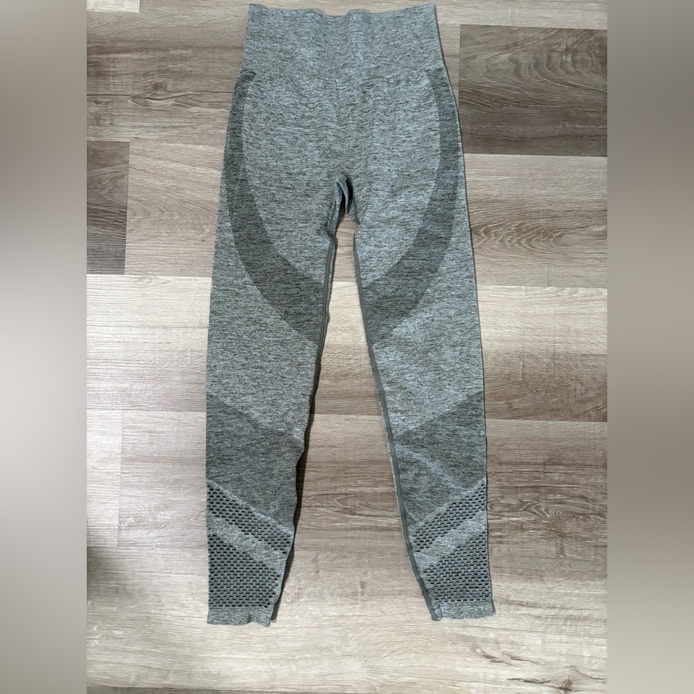 PINK Seamless green Workout Leggings